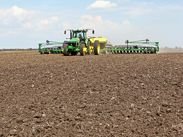 Precision Plantingâ€™s SmartFirmer in use on a central Illinois farm, Image by Pamela Smith